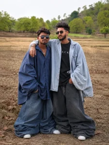 Baggy Jeans Image Prompts