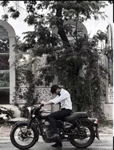 Realistic Bullet Bike Ai Photo Editing Prompt 2026