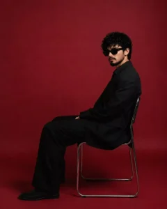 Red Background Viral Ai Photo Editing Prompt 768x959