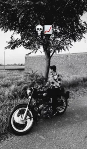 90s Look Bike Car Ai Photo Editing Prompt