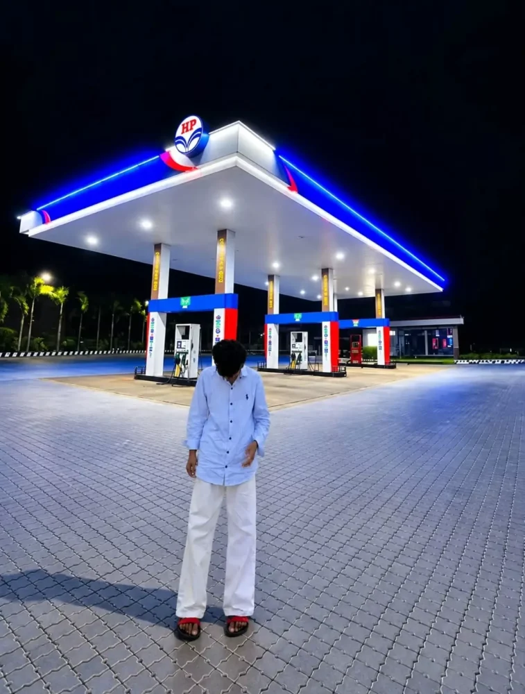 Viral Petrol Pump Ai Photo Editing Prompt